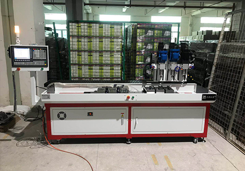 為什么企業(yè)都喜歡使用自動鉆孔機(jī)？