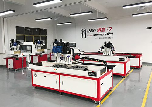 為什么企業(yè)都喜歡使用自動鉆孔機(jī)？