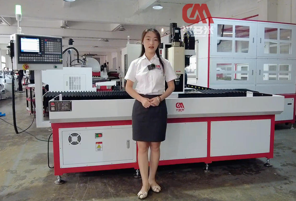 長型數(shù)控旋鉚機(jī)床